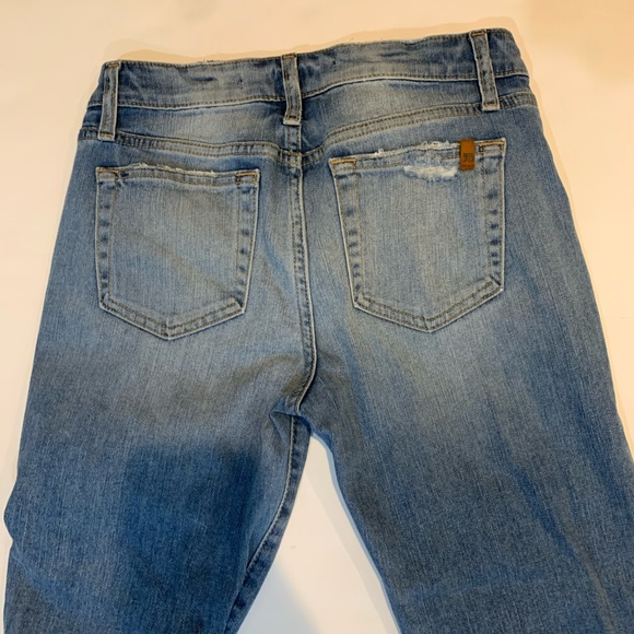 Joe’s Jeans cropped distressed jeans size 26 - Picture 4 of 5